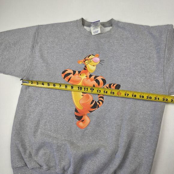 Pooh 100 Acre Collection Sweatshirt Mens Large Tigger Disney Crewneck Graphic - Picture 6 of 10
